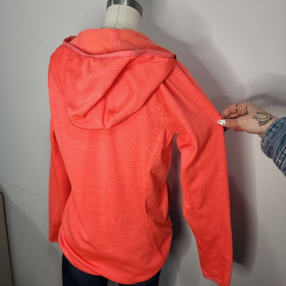 North Face Jacket - Picture 2 of 7